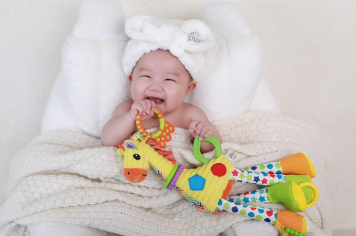 果洛怀孕多久会长痘痘